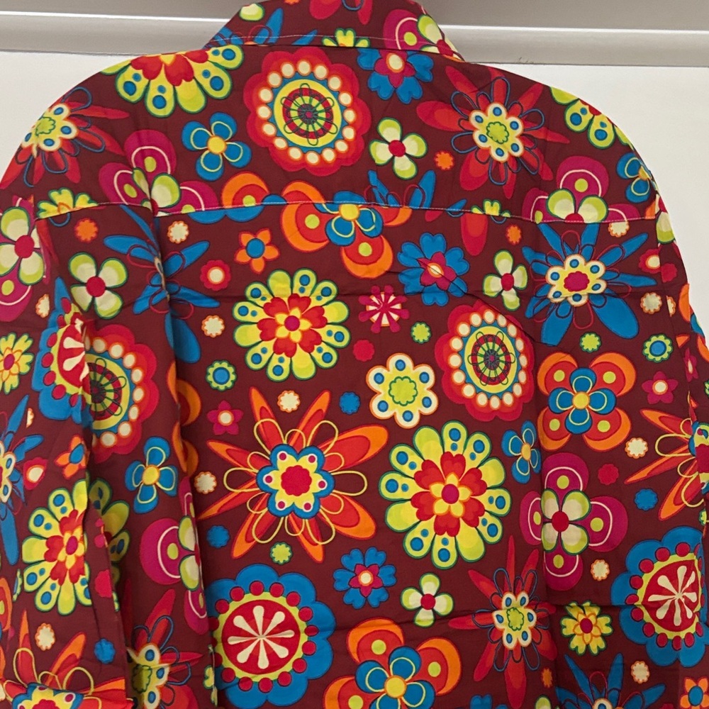 NWT men’s vibrant floral button down shirt - Picture 5 of 7
